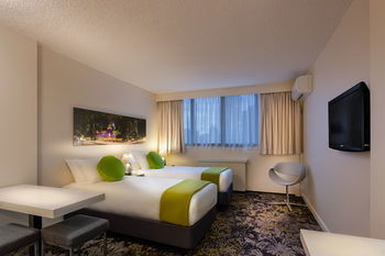 City Limits Hotel - Accommodation Gold Coast 9