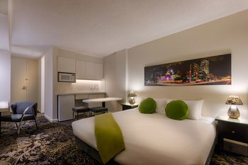 City Limits Hotel - Accommodation Gold Coast 13