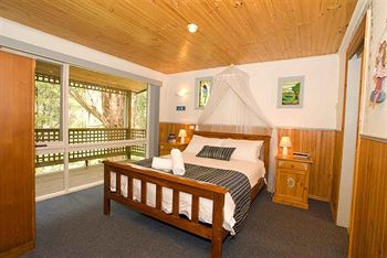 Hill 'N' Dale Farm Cottages - Accommodation Gold Coast 1