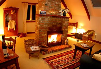 Carriages Boutique Hotel - Accommodation Gold Coast 18