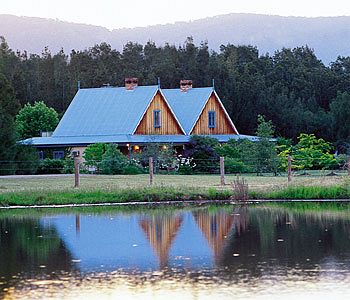 Carriages Boutique Hotel - Accommodation Gold Coast 4