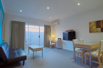 Buckingham International Serviced Apartments - Accommodation Gold Coast 7