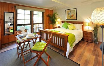 Holly Lodge - Accommodation Gold Coast 1