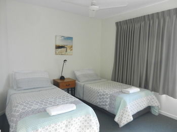 Beachside Resort - Kawana Waters - Accommodation Gold Coast 29