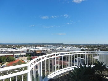 Beachside Resort - Kawana Waters - Accommodation Gold Coast 50