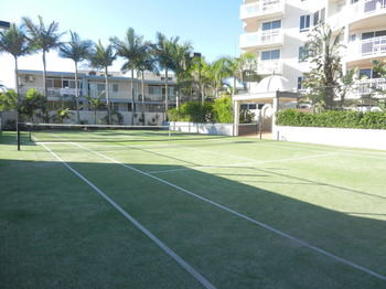 Beachside Resort - Kawana Waters - Accommodation Gold Coast 54