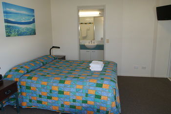 Beachside Resort - Kawana Waters - Accommodation Gold Coast 59