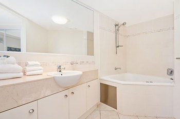 ULTIQA Shearwater Resort - Accommodation Gold Coast 14