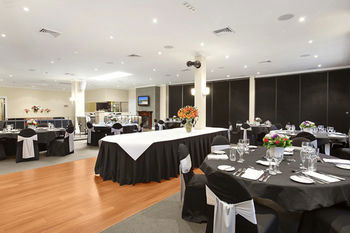 Checkers Resort & Conference Centre - 1 Gold Coast 9
