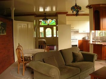 A Camelot Tower & Penthouse - Accommodation Gold Coast 3