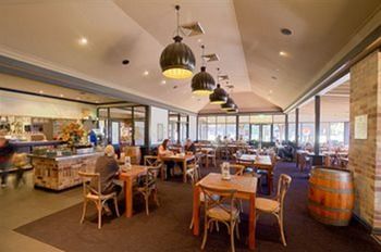 Potters Hotel Brewery Resort - Accommodation Gold Coast 4
