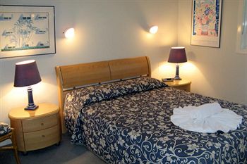 84 The Spit - Accommodation Gold Coast 30