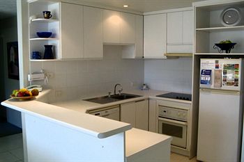 84 The Spit - Accommodation Gold Coast 49