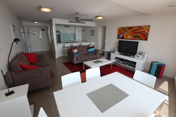 84 The Spit - Accommodation Gold Coast 77
