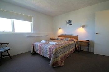 84 The Spit - Accommodation Gold Coast 104