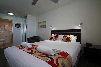 84 The Spit - Accommodation Gold Coast 109
