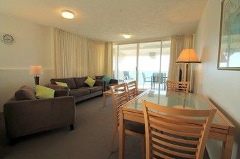 84 The Spit - Accommodation Gold Coast 111