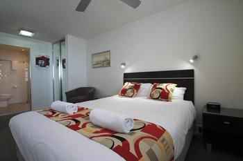 84 The Spit - Accommodation Gold Coast 134