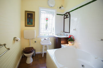 Adeline Bed And Breakfast - Accommodation Gold Coast 13