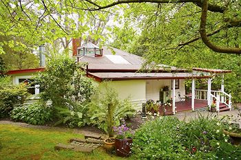 Adeline Bed And Breakfast - Accommodation Gold Coast 0