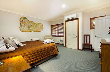 Artisan Spa Views - Accommodation Gold Coast 4
