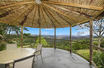 Artisan Spa Views - Accommodation Gold Coast 5