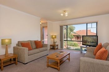 Apartments @ Mt Waverley - Accommodation Gold Coast 2