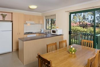 Apartments @ Mt Waverley - Accommodation Gold Coast 3