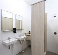 Neutral Bay Lodge - Gold Coast 4U