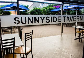 Sunnyside Tavern - Accommodation Gold Coast 10