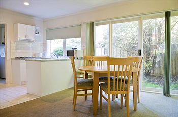 Lamplighter Motel - Accommodation Gold Coast 1