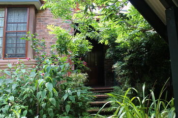 Storey Grange - Accommodation Gold Coast 15
