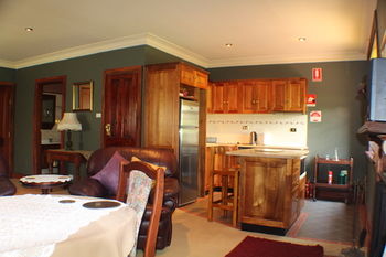 Storey Grange - Accommodation Gold Coast 26