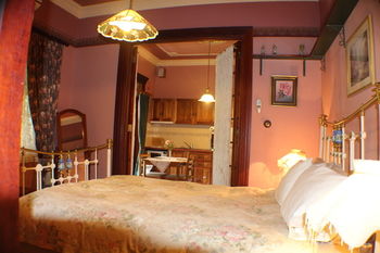 Storey Grange - Accommodation Gold Coast 36