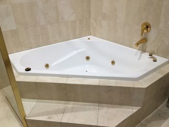 Kimberley Gardens Hotel & Serviced Apartments - Accommodation Gold Coast 6