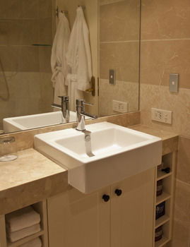 Echoes Boutique Hotel And Restaurant - Accommodation Gold Coast 34