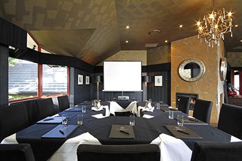 Echoes Boutique Hotel And Restaurant - Accommodation Gold Coast 1