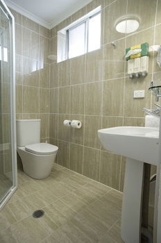 Noah's Mid City Motor Inn - Accommodation Gold Coast 6