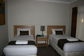 Noah's Mid City Motor Inn - Accommodation Gold Coast 10