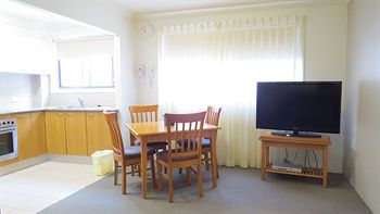 Waldorf Hornsby Residential Apartments - Accommodation Gold Coast 15