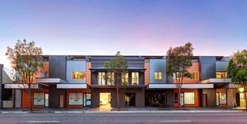 Crown On Darby - Accommodation Gold Coast 11