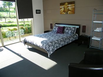 De'Vine Escape - Accommodation Gold Coast 1