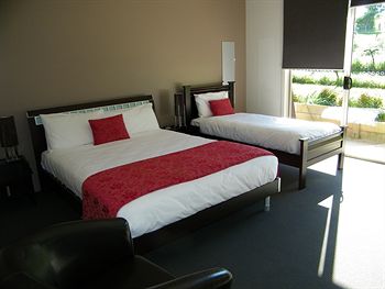 De'Vine Escape - Accommodation Gold Coast 2