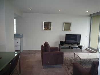 Wyndel Apartments - Harbour Watch - Accommodation Gold Coast 7