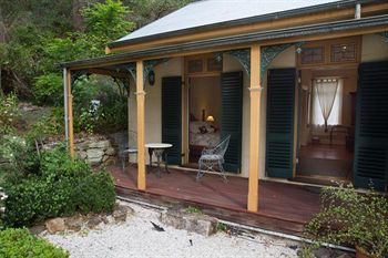 Tizzana Winery Bed & Breakfast - Accommodation Gold Coast 3