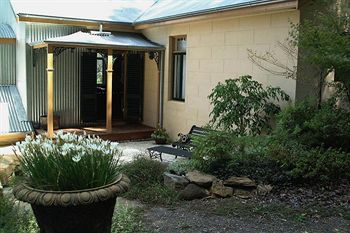 Tizzana Winery Bed & Breakfast - Accommodation Gold Coast 8