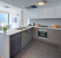 Zara Tower - Luxury Suites and Apartments - Accommodation Gold Coast