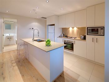 Zara Tower - Luxury Suites And Apartments - Accommodation Gold Coast 5