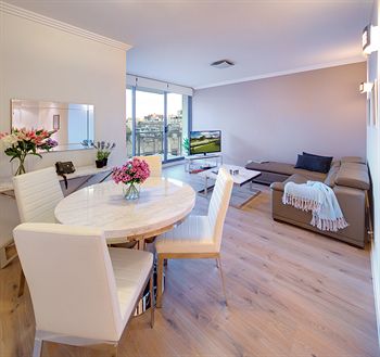 Zara Tower - Luxury Suites And Apartments - Accommodation Gold Coast 21