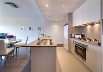 Zara Tower - Luxury Suites And Apartments - Accommodation Gold Coast 25